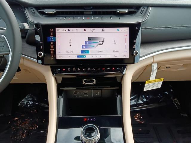 2026 Jeep Grand Cherokee Limited 4x2