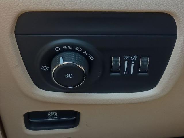 2026 Jeep Grand Cherokee Limited 4x2
