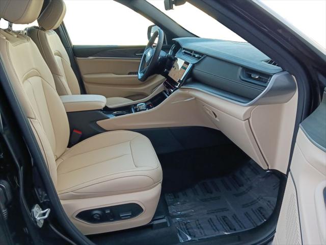 2026 Jeep Grand Cherokee Limited 4x2