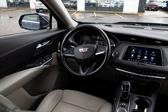 2024 Cadillac XT4 AWD Premium Luxury