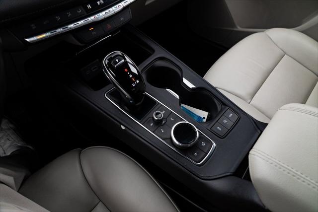 2024 Cadillac XT4 AWD Premium Luxury