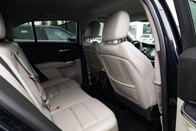 2024 Cadillac XT4 AWD Premium Luxury