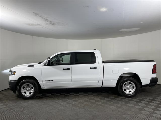2025 RAM 1500 Tradesman Crew Cab 4x4 64 Box