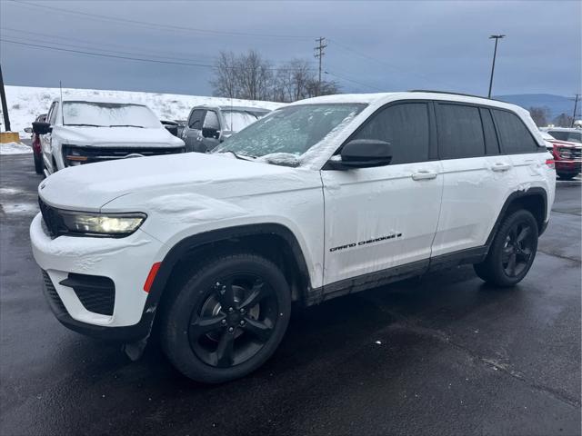 2023 Jeep Grand Cherokee Altitude 4x4