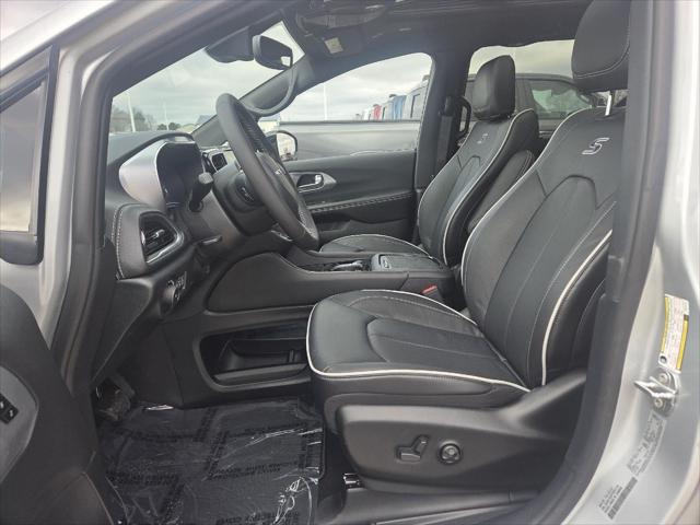 2026 Chrysler Pacifica PACIFICA LIMITED 2026 Chrysler Pacifica PACIFICA LIMITED