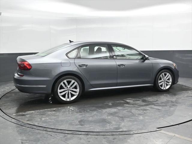 2019 Volkswagen Passat 2.0T Wolfsburg Edition