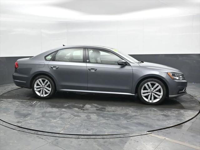 2019 Volkswagen Passat 2.0T Wolfsburg Edition