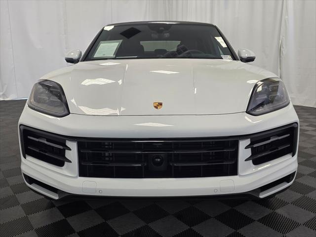 2025 Porsche Cayenne Coupe