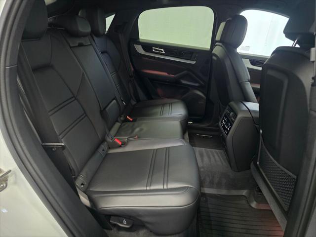 2025 Porsche Cayenne Coupe