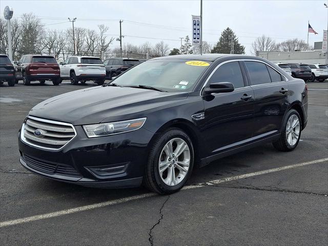 2017 Ford Taurus SEL