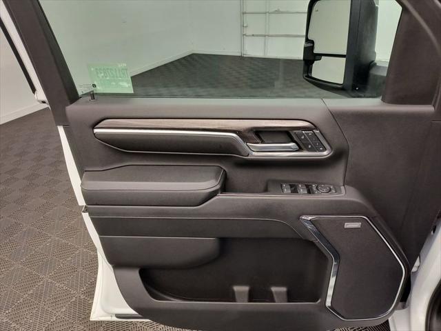 2024 Chevrolet Silverado 2500HD 4WD Crew Cab Standard Bed LTZ