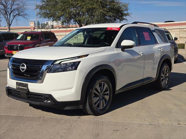 2025 Nissan Pathfinder SV FWD