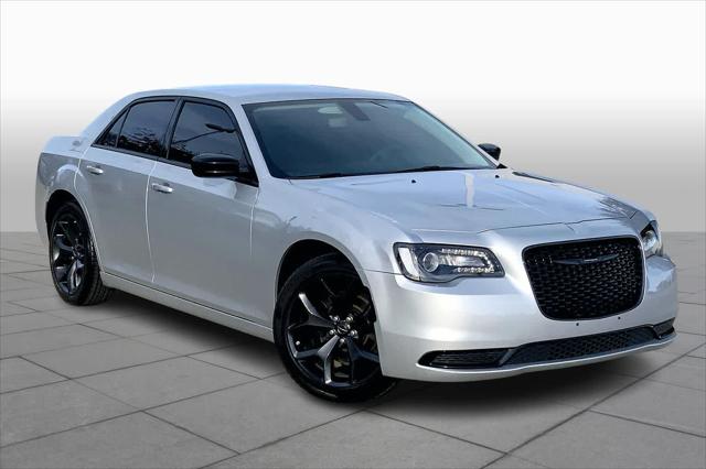 2023 Chrysler 300 Touring