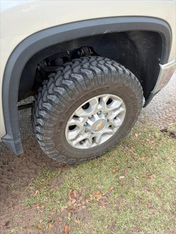 2022 Chevrolet Silverado 2500HD 4WD Crew Cab Standard Bed LT