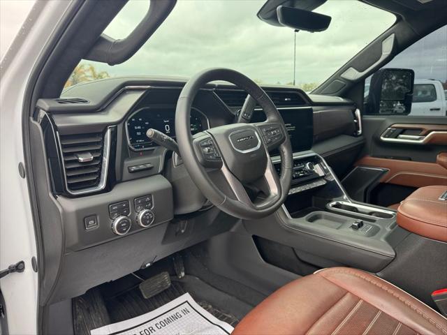 2025 GMC Sierra 2500HD 4WD Crew Cab Standard Bed Denali Ultimate