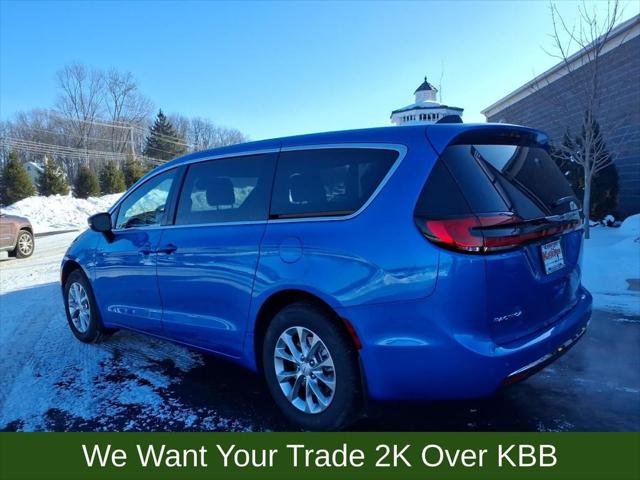 2026 Chrysler Pacifica PACIFICA SELECT AWD