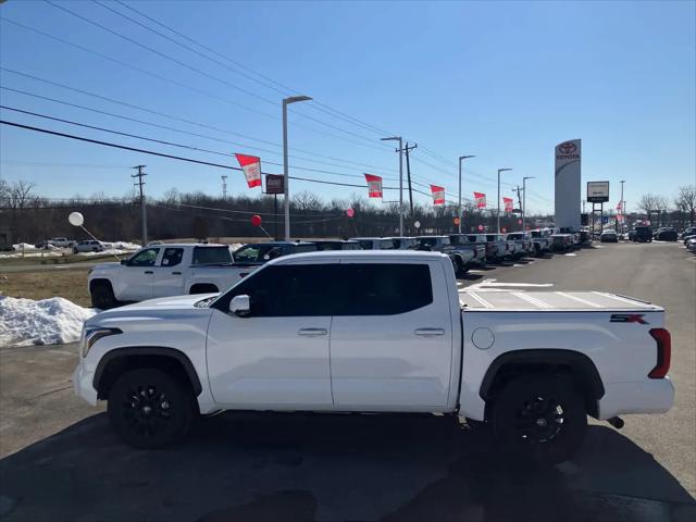 2026 Toyota Tundra SR5 CrewMax 5.5' Bed