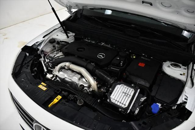 2026 Mercedes-Benz GLB 4MATIC