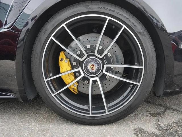 2022 Porsche 911 Turbo S Cabriolet