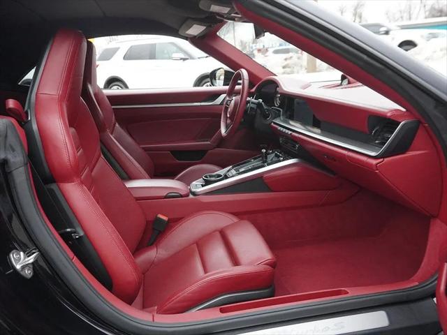 2022 Porsche 911 Turbo S Cabriolet