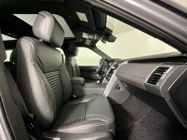 2026 Land Rover Discovery S