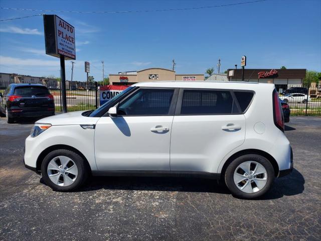2016 Kia Soul Base