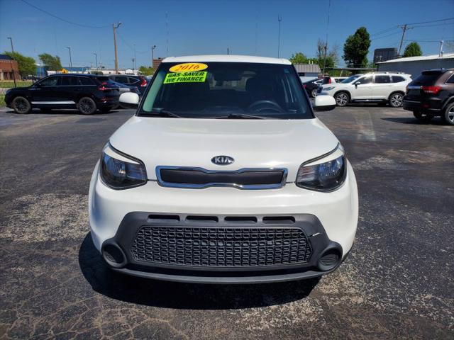 2016 Kia Soul Base