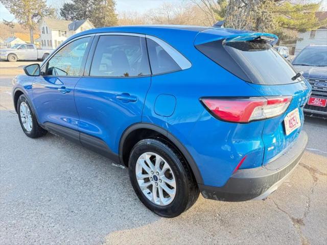 2021 Ford Escape SE Hybrid