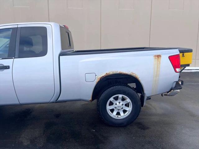 2004 Nissan Titan XE