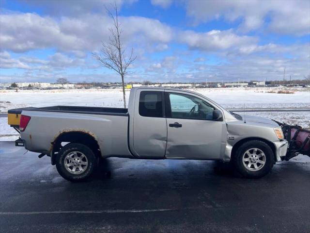 2004 Nissan Titan XE