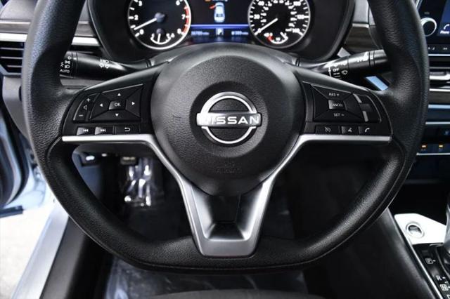2024 Nissan Altima SV FWD