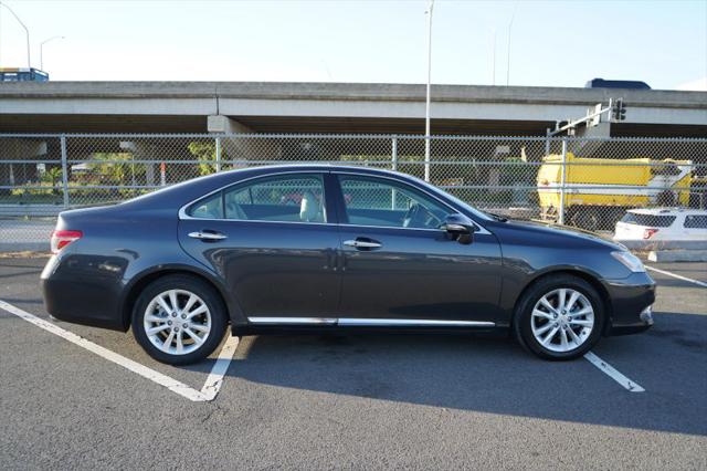 2011 Lexus ES 350 350