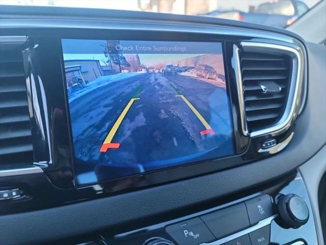 2017 Chrysler Pacifica Touring-L Plus