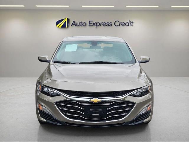 2022 Chevrolet Malibu FWD LT