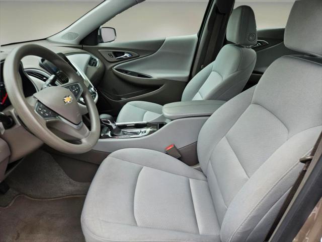 2022 Chevrolet Malibu FWD LT