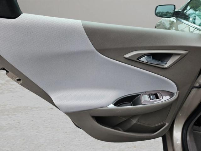 2022 Chevrolet Malibu FWD LT