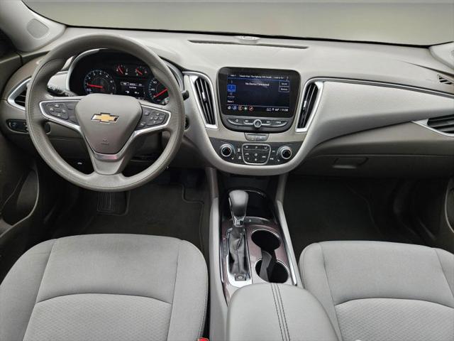 2022 Chevrolet Malibu FWD LT