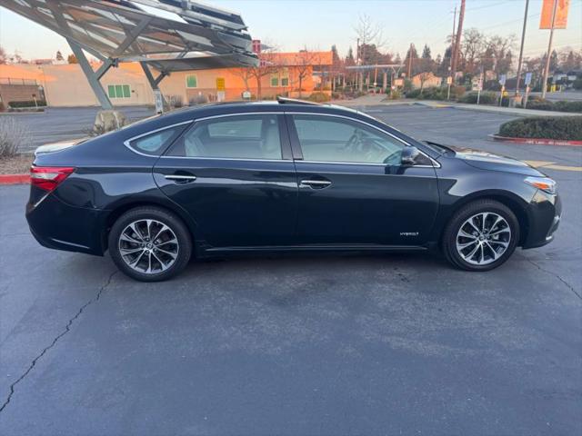 2018 Toyota Avalon Hybrid XLE