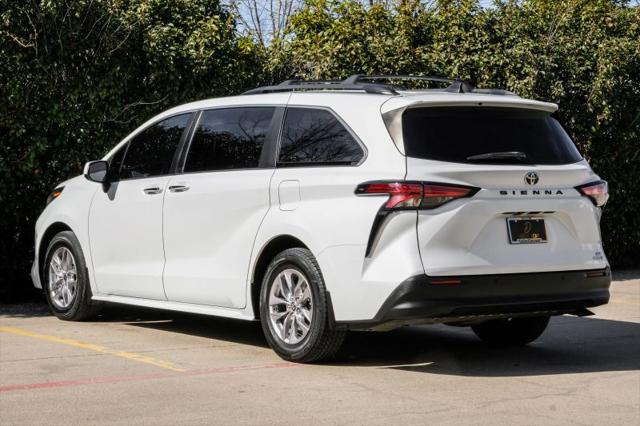2022 Toyota Sienna XLE