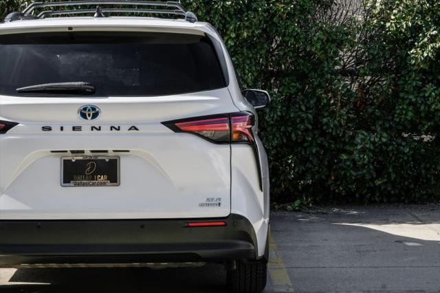 2022 Toyota Sienna XLE
