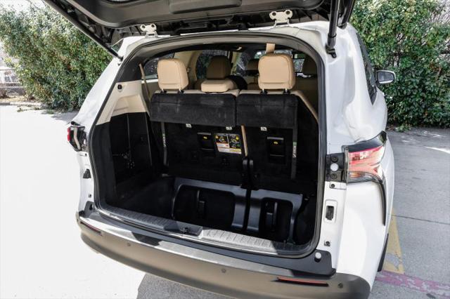 2022 Toyota Sienna XLE