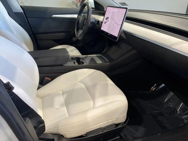 2021 Tesla Model 3 Standard Range Plus Rear-Wheel Drive