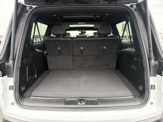 2026 Jeep Grand Wagoneer L Limited Reserve 4x4