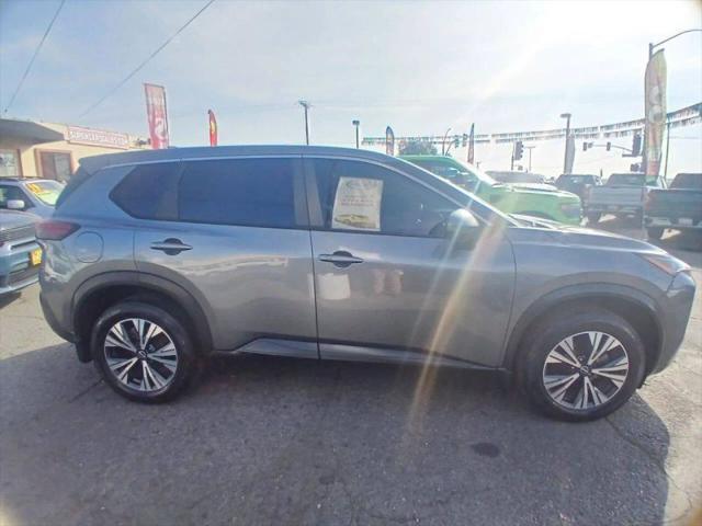 2022 Nissan Rogue SV FWD