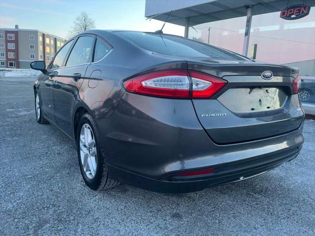 2016 Ford Fusion SE