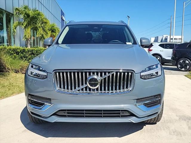 2023 Volvo XC90 Recharge T8 Plus Bright Theme 7-Seater