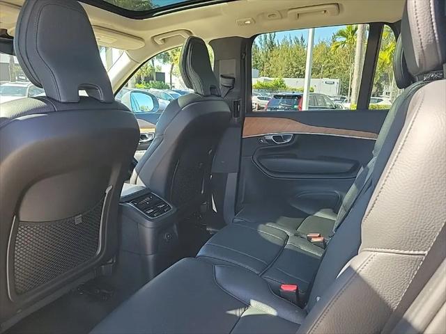2023 Volvo XC90 Recharge T8 Plus Bright Theme 7-Seater