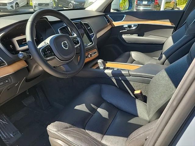2023 Volvo XC90 Recharge T8 Plus Bright Theme 7-Seater