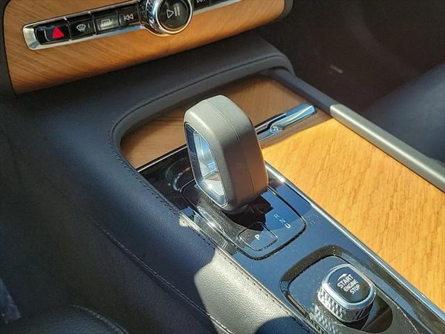 2023 Volvo XC90 Recharge T8 Plus Bright Theme 7-Seater