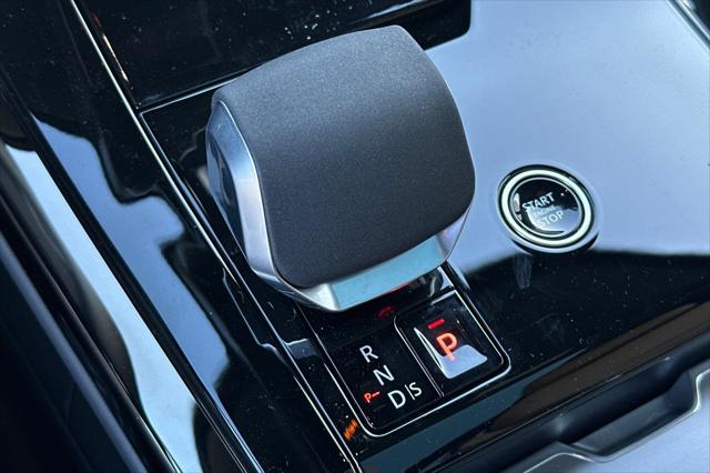 2026 Land Rover Range Rover Sport P360 SE